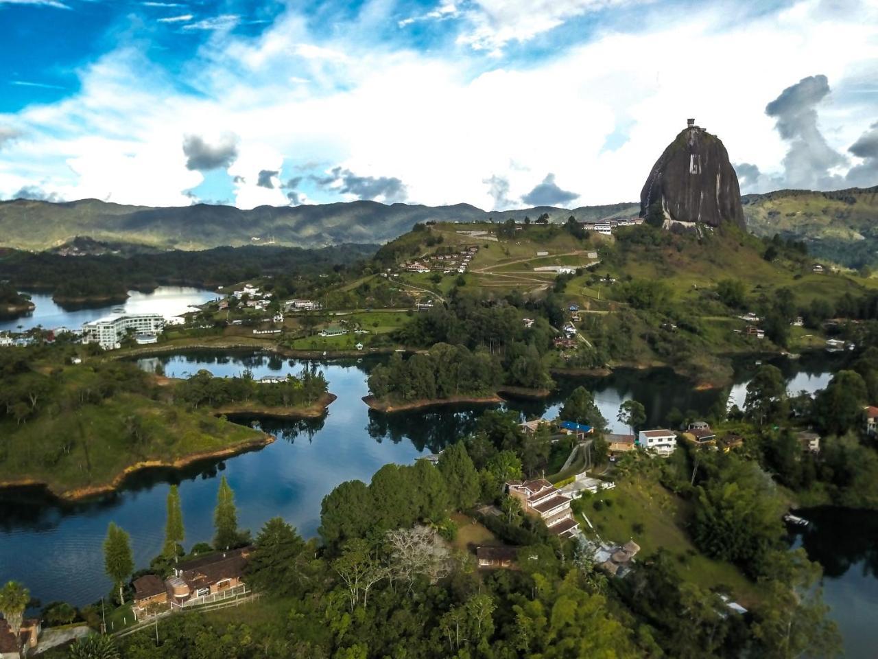 Serendipity Hospedaje Boutique Guatape Bagian luar foto